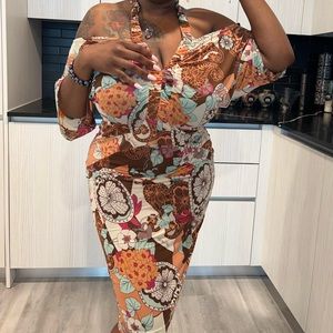 Baby Phat Halter Neck Off the Shoulder MIDI Dress floral and paisley
Print